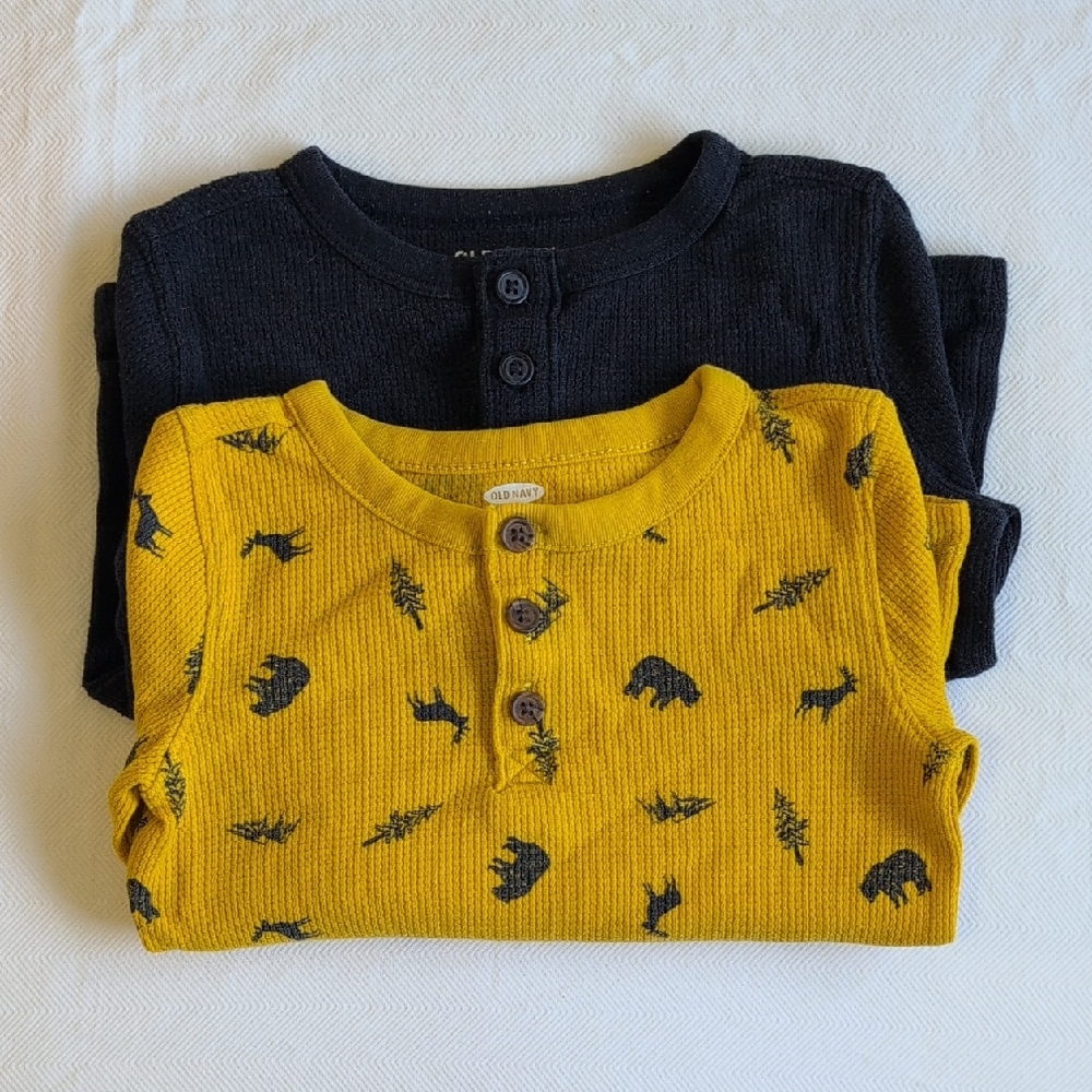 old navy 2-pack thermal waffle knit long sleeve henley shirt lot 2T toddler boys